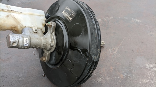 Усилитель тормоза вакуумный 472107999R RENAULT