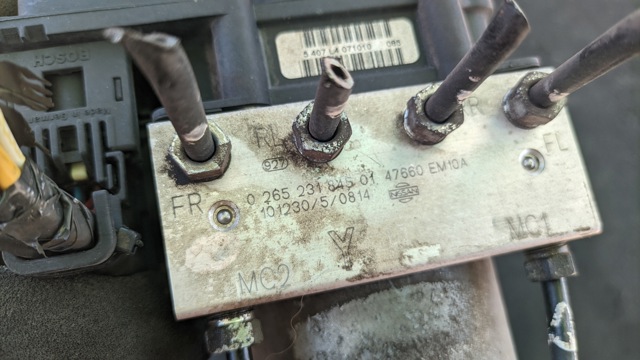NISSAN 47660EM16B Блок АБС в наличии Тернополь