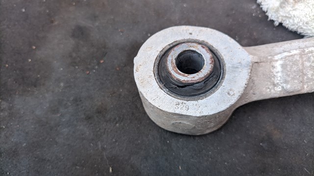 55120JD000 NISSAN Рычаг задней подвески верхний правый купить в Павлоград