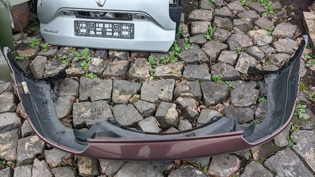 SUBARU 57704XA01A Бампер задний в наличии Львов