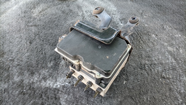 Блок ABS гидравлический 589101J200 HYUNDAI