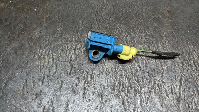 VAG 5K0959351A Датчик удара в наличии Каменское