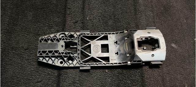 Держатель наружной ручки двери, передней левой 5N0837885H VAG