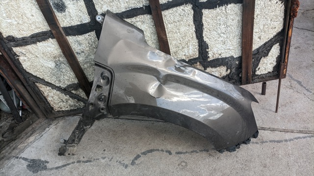 Крыло переднее правое 631006076R RENAULT