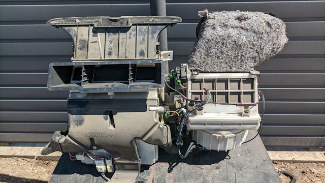Корпус печки в сборе 7800A011 MITSUBISHI