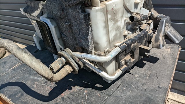 Радиатор печки (отопителя) Mitsubishi Outlander 2 40