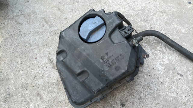 Бачок расширительный 7L0121407C VAG