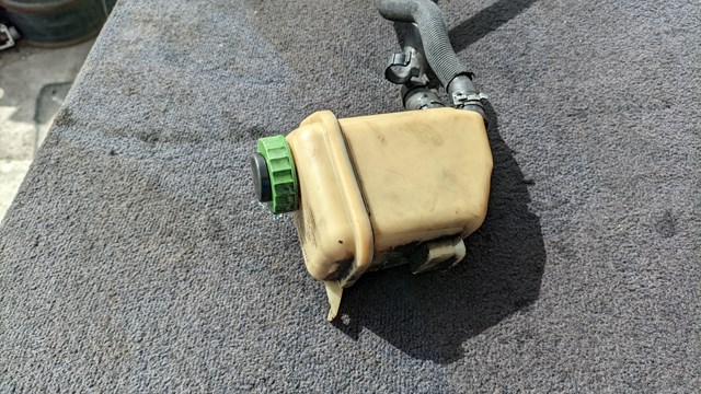 Бак масляный 7L0422371C VAG