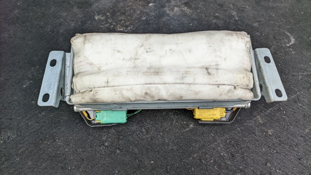 7L0880202 VAG Подушка безопасности пассажира купить в Черновцы