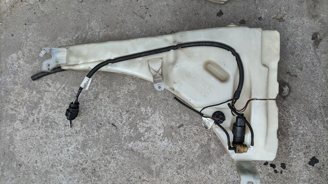 Бачок омывателя лобового стекла 7L0955453D VAG