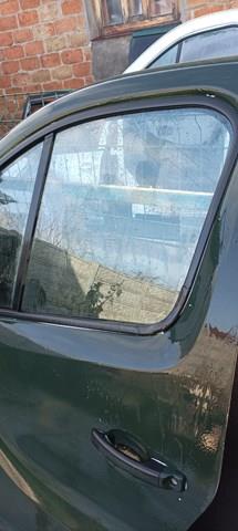 Стекло передней двери, левой 803014028R RENAULT