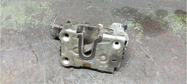 Внутренний дверной замок 805025267R RENAULT