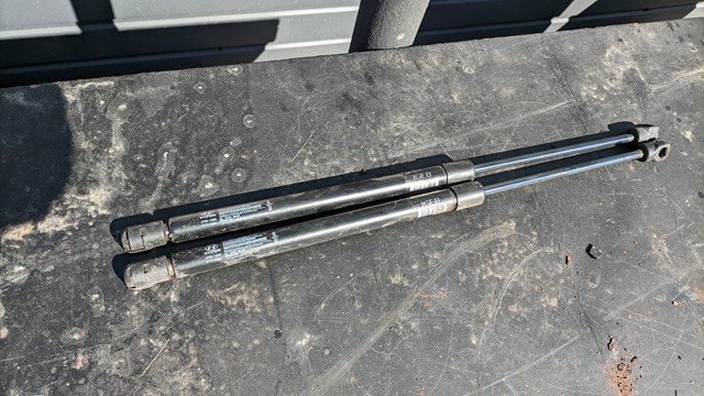 Газовый упор багажника 817700X001 HYUNDAI