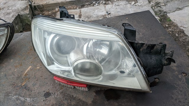 Фара правая 8301A170 MITSUBISHI