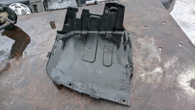 Защита заднего бампера 866951H100 HYUNDAI