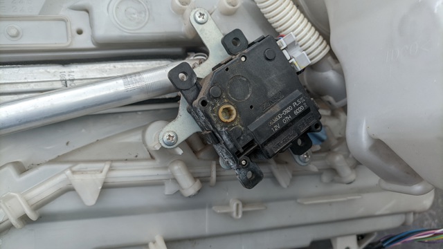 Привод заслонки печки 8710642090 TOYOTA
