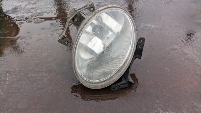 Туманка правая 922022B000 HYUNDAI