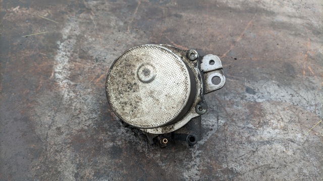 Насос вакуумный 93184211 OPEL