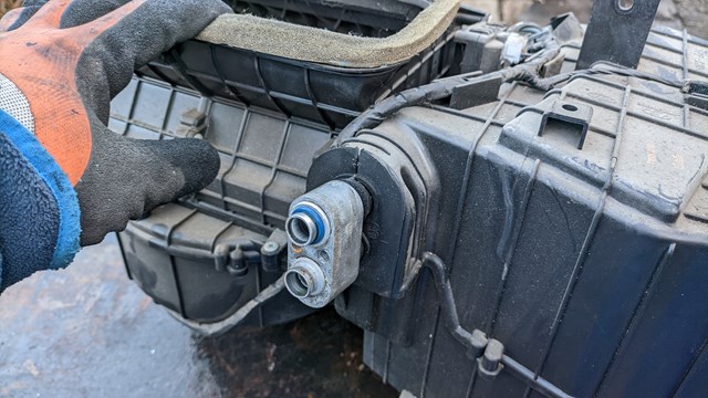 Охладитель воздуха 976073E060 HYUNDAI