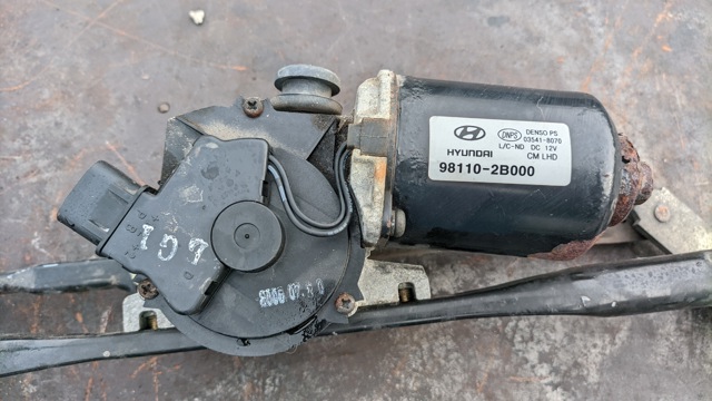 Мотор трапеции стеклоочистителя 981102B000 HYUNDAI