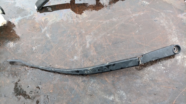 Рычаг дворника 983201H300 HYUNDAI