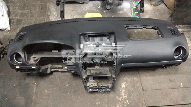 Панель передняя "торпедо" GJ6R6035002 MAZDA