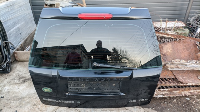 Пятая дверь LR005853 LAND ROVER