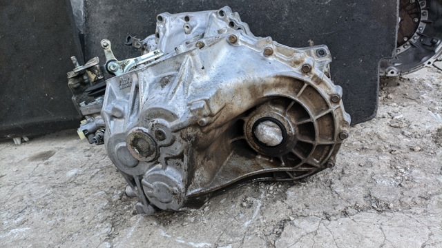 LAND ROVER LR008354 КПП в сборе (механическая коробка передач) в наличии Каменское