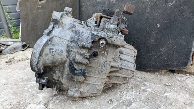 LAND ROVER LR008354 КПП в сборе (механическая коробка передач) в наличии Ровно