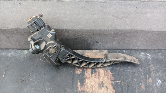 Педаль акселератора Митсубиси Аутлендер 2 40