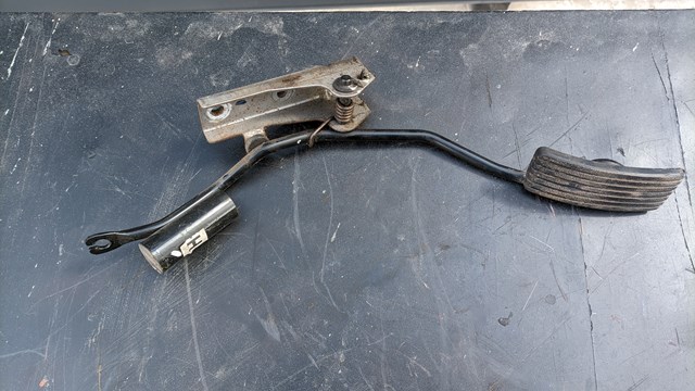 Педаль акселератора MR510718 MITSUBISHI