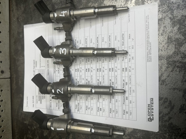 Топливные форсунки 9802448680 VOLVO