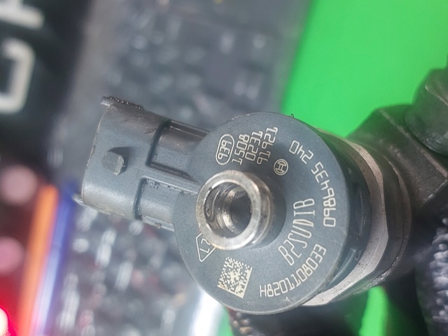 Форсунка инжектора H8201108033 BOSCH