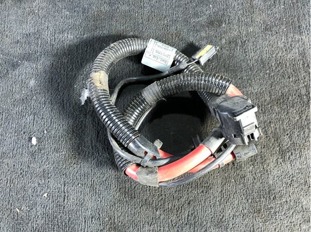 Плюсова клема,кабель позитивної клемми акумулятора (акб) bmw 7 series e65 2001-2008 ,6904905  б/у 61126904905