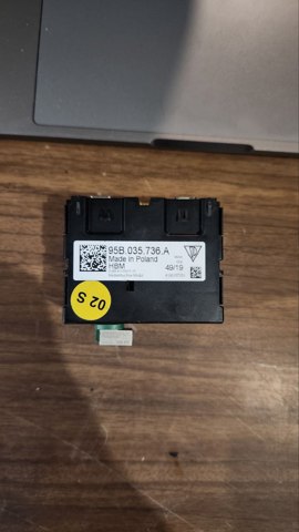 95B035736A PORSCHE купить в Украина