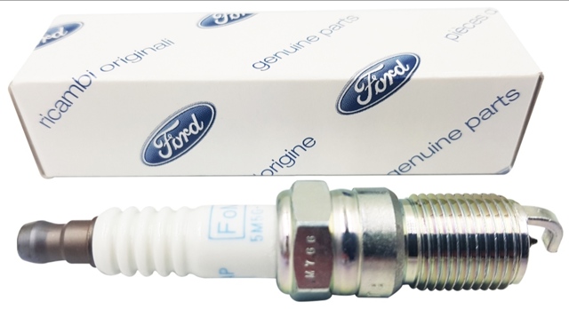 FORD 1369704 Свечи зажигания в наличии Николаев