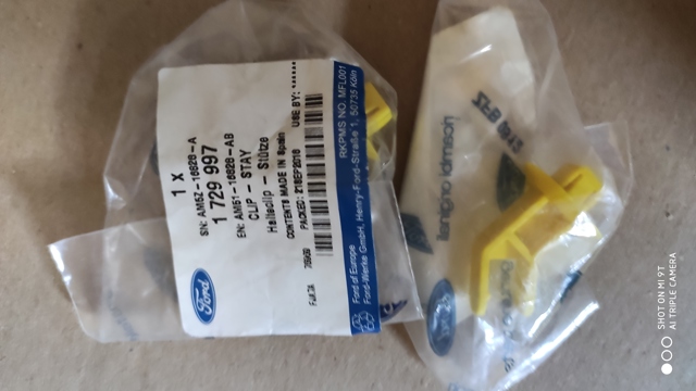 1729997 FORD Фиксатор упора капота купить в Кривой Рог