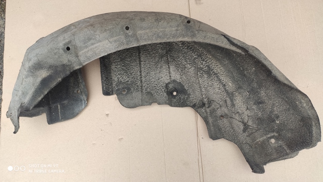 Подкрылок задний правый 6563712030 TOYOTA