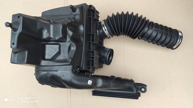 F2GZ9600A Корпус воздушного фильтра купить Киев