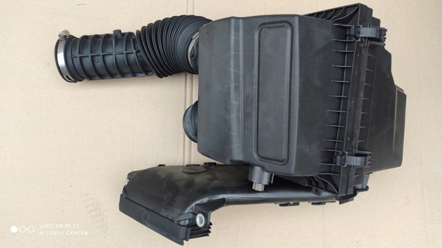 Корпус воздушного фильтра в сборе F2GZ9600A FORD