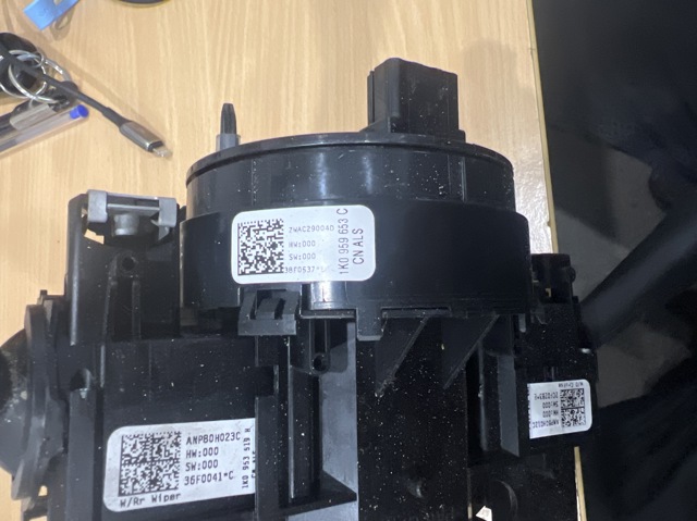 Подрулевой шлейф 1K0959653C VAG
