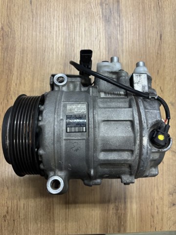 Компрессор системы кондиционирования A0008307200 MERCEDES