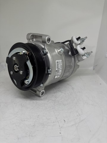 LR056364 LAND ROVER Компрессор кондиционера купить в Павлоград