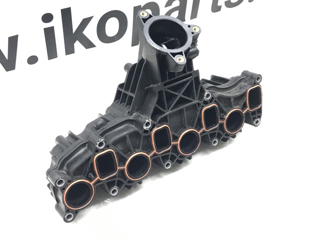 Впускной коллектор Фольксваген Пассат B7