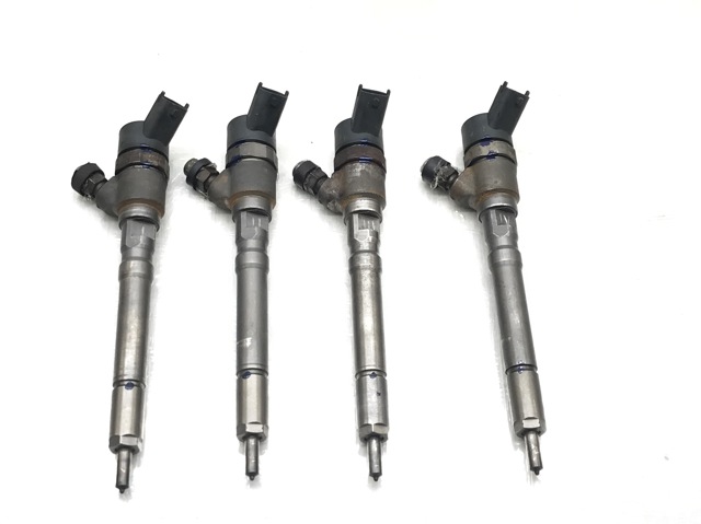 Топливные форсунки 0445110064 BOSCH