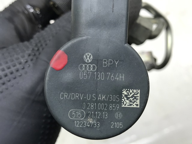 VAG 057130764 Клапан редукционный в наличии Ирпень