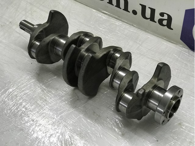 Коленвал двигателя 122011649R RENAULT