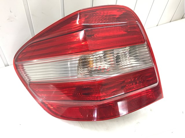 MERCEDES 1648203764 Фонарь задний левый в наличии Сумы