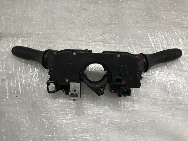 255672660R RENAULT Переключатель подрулевой, в сборе купить в Хмельницкий
