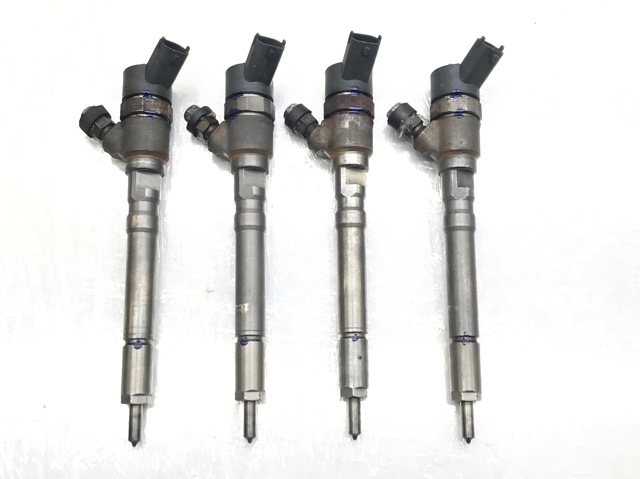 Топливные форсунки 3380027000 HYUNDAI